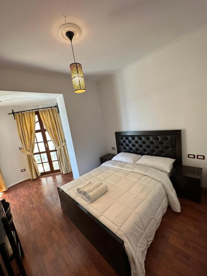 Monte Cristo Hotel With Rooftop Pool Sarande Exterior photo